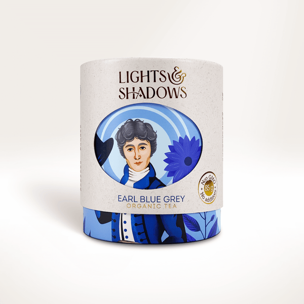 Earl Blue Grey Earl Grey black tea with cornflower in a Lights & Shadows gift box with a portrait of an earl and a blue cornflower